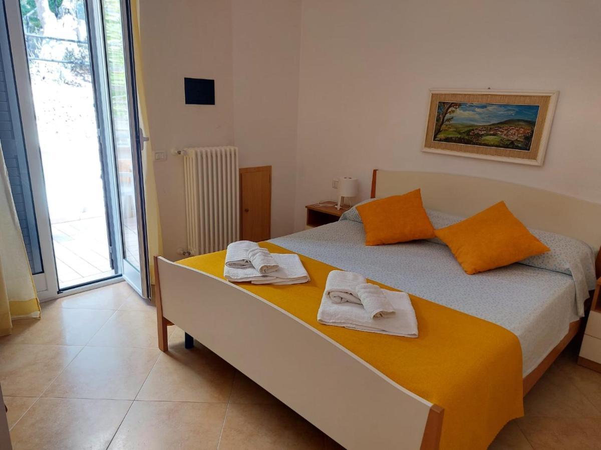 B&B Villa Maria Ester Вьесте Экстерьер фото